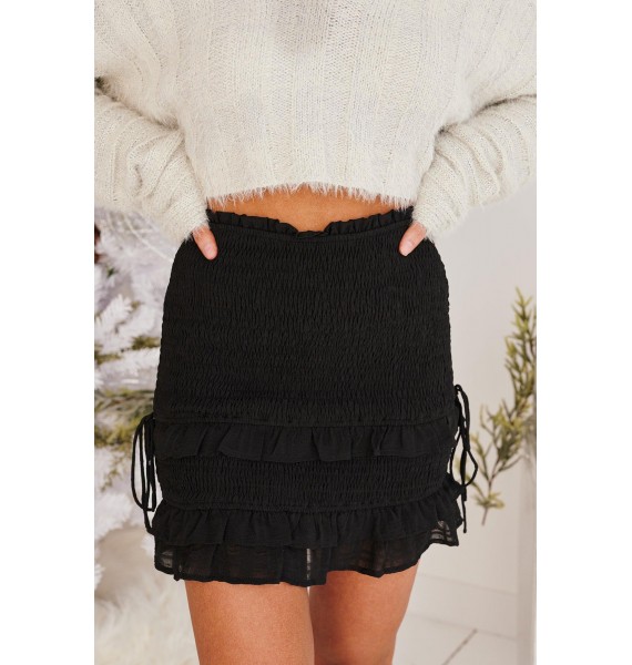All The More Charming Ruffle Skirt (Black)