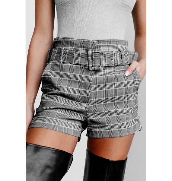A  Millennium Belted Plaid Shorts (Gray)
