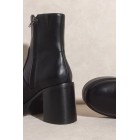 Alexandras Platform Ankle Boots (Black)