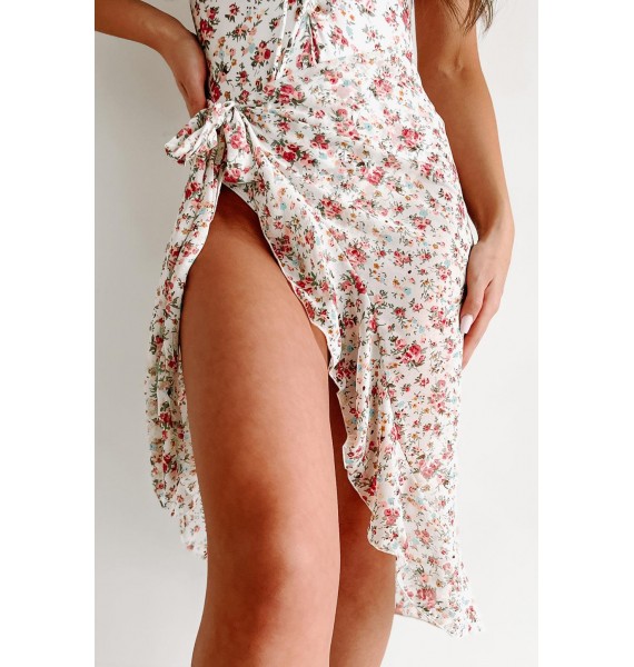 Better By The Water Floral Chiffon Sarong Wrap (Off White)